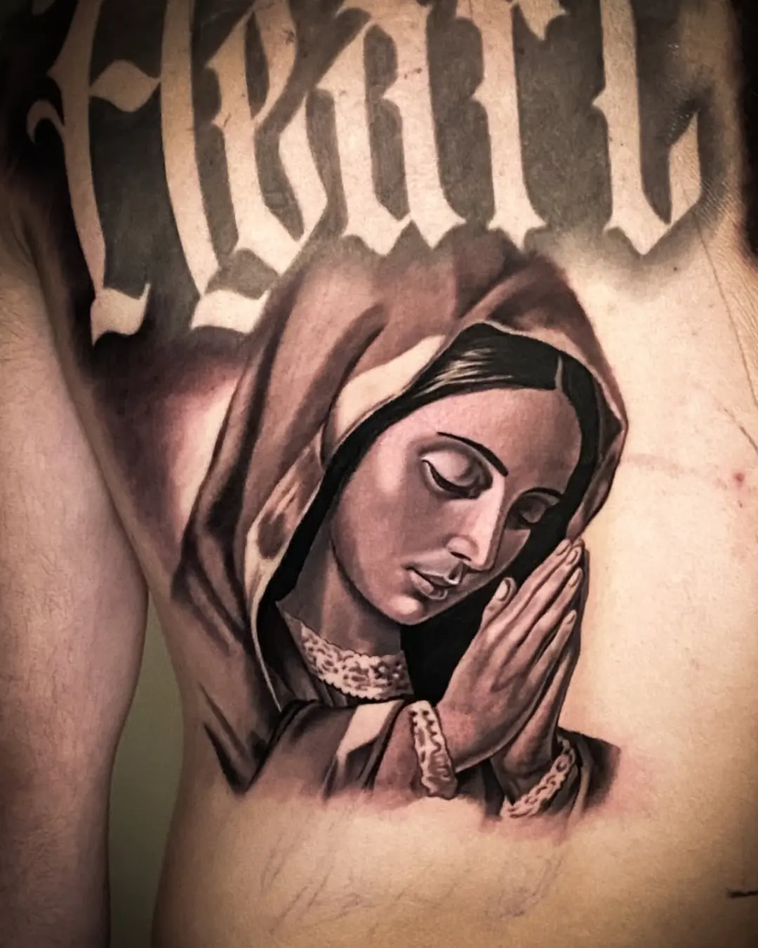 Tito Shadez tattoo artist black and grey