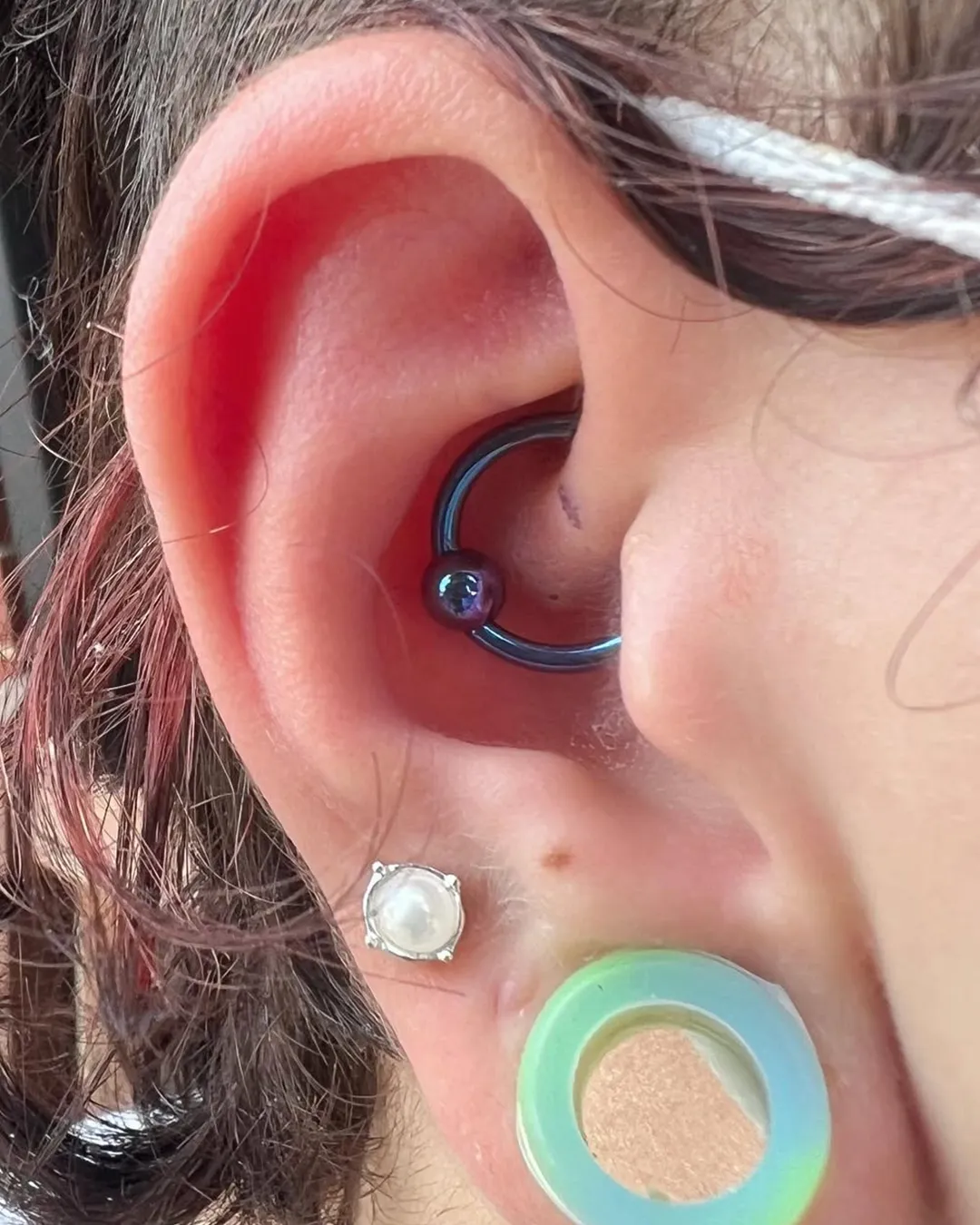 madeline kelso daith piercing chicago