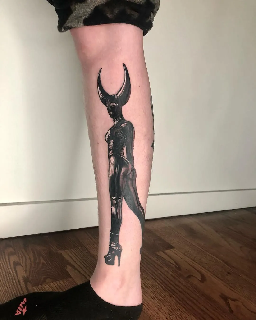 molly kelso dark illustrative blackwork tattoo chiago