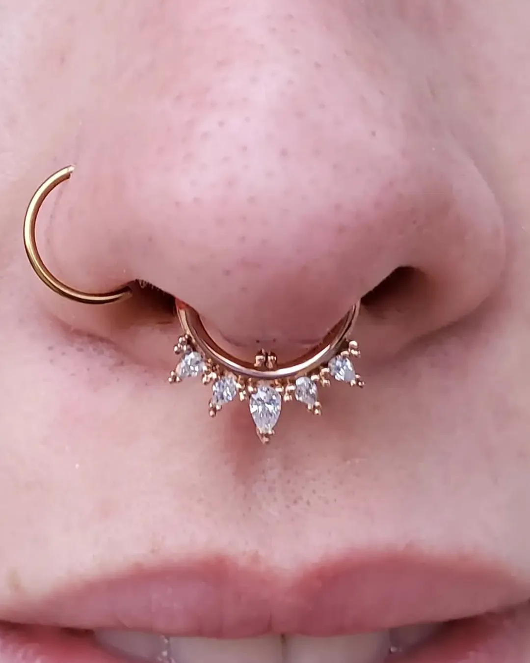 body piercing septum gold cz chicago piercing shops