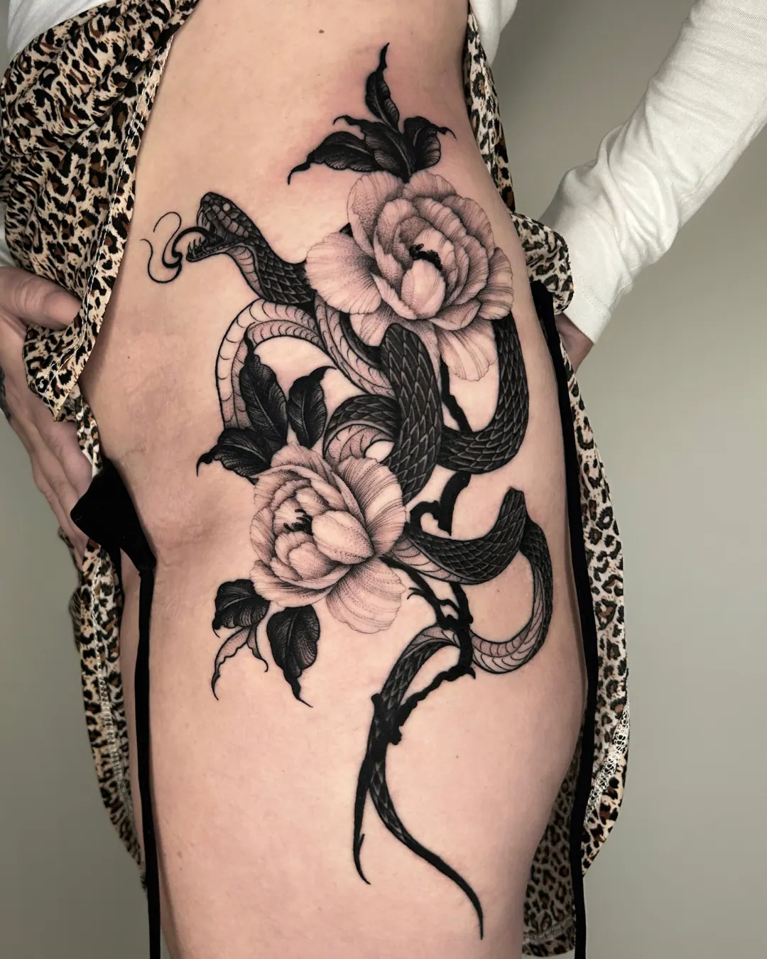 Crystal Thorns Chicago tattoo shop artist creating unique tattoo artwork