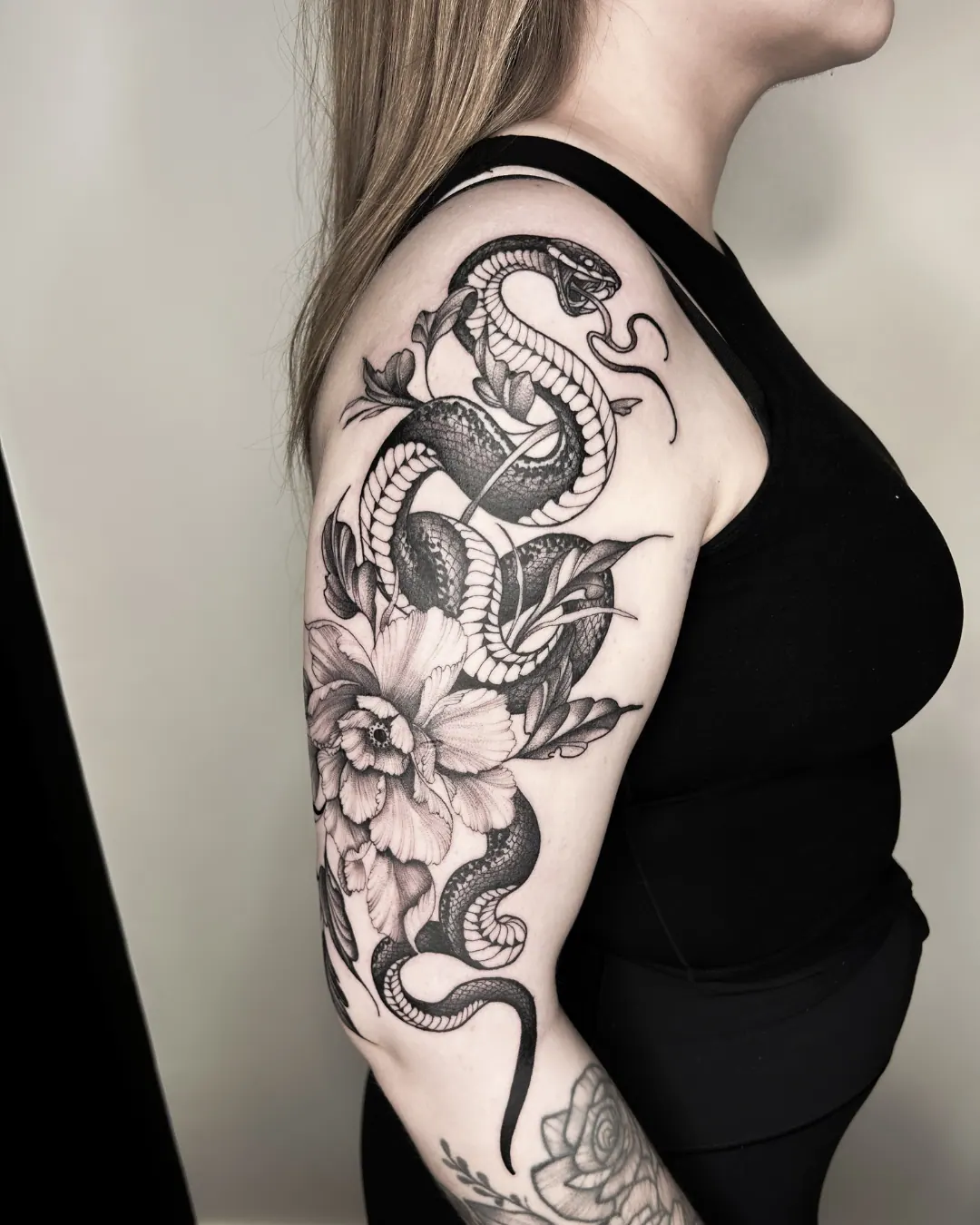 Crystal Thorns tattoo Chicago artist specializing in blackwork tattoos