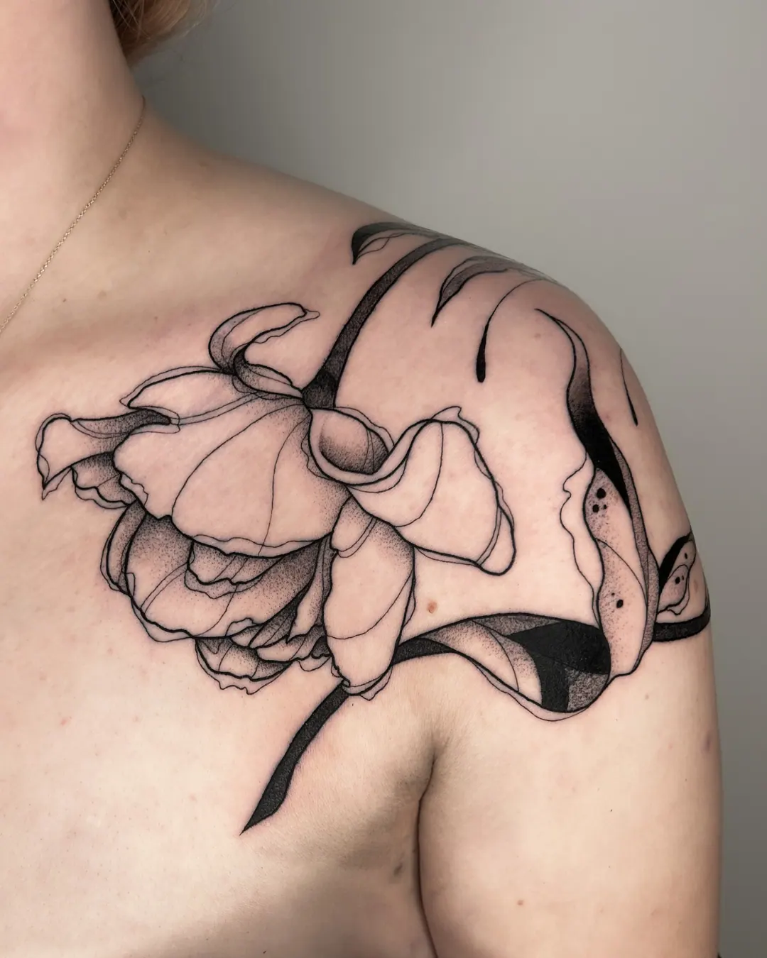 Crystal Thorns tattoo Chicago professional tattoo artist